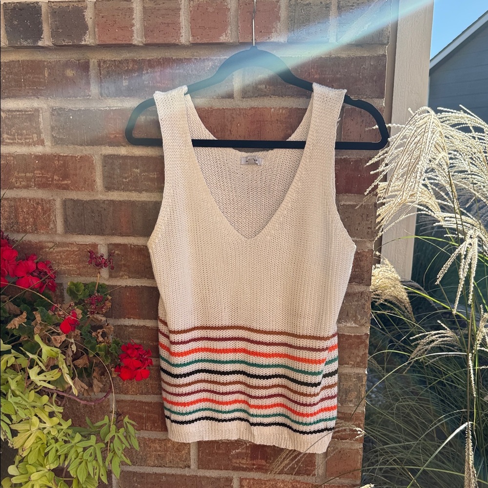 White Birch Ladies XL Cream Knit Sleeveless Sweater